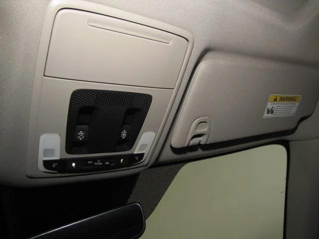 used 2025 Honda Pilot car, priced at $42,998