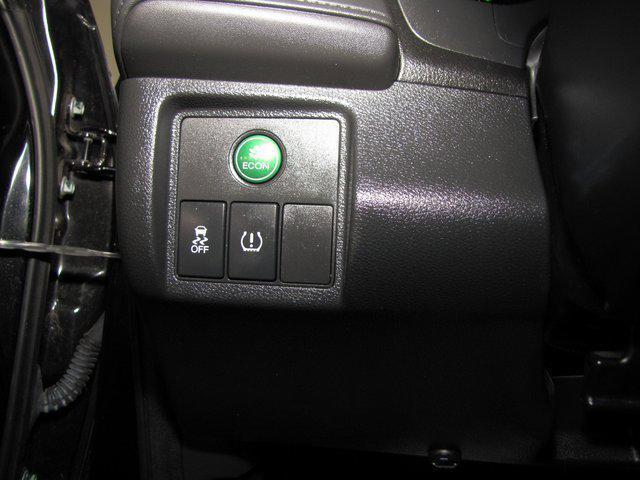 used 2022 Honda HR-V car, priced at $19,998