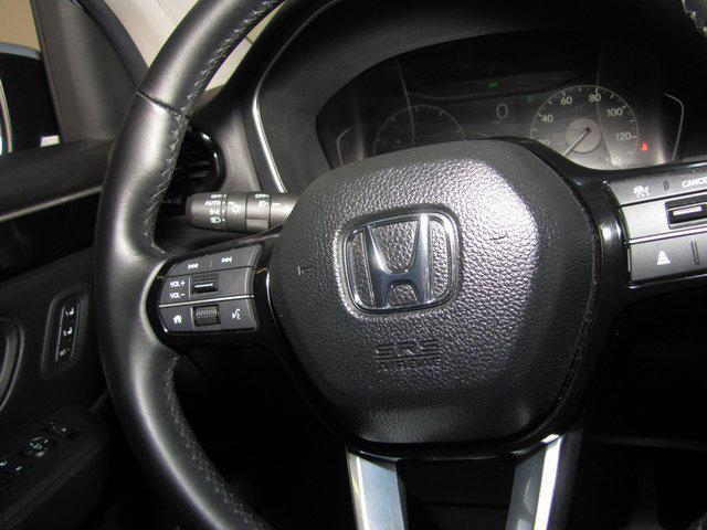 used 2025 Honda Pilot car, priced at $42,998