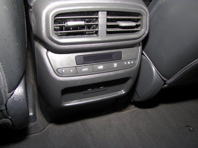 used 2025 Honda Pilot car, priced at $42,998