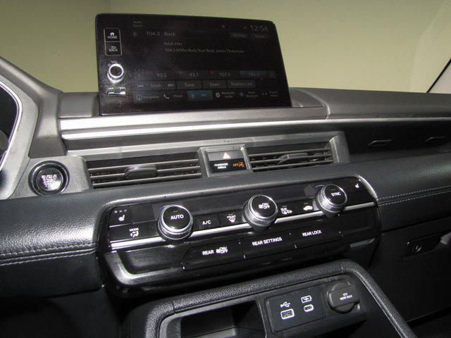 used 2025 Honda Pilot car, priced at $42,998