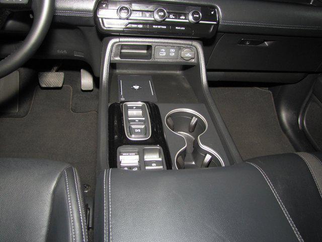 used 2025 Honda Pilot car, priced at $42,998