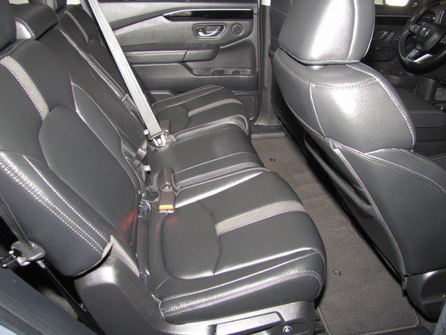 used 2025 Honda Pilot car, priced at $42,998
