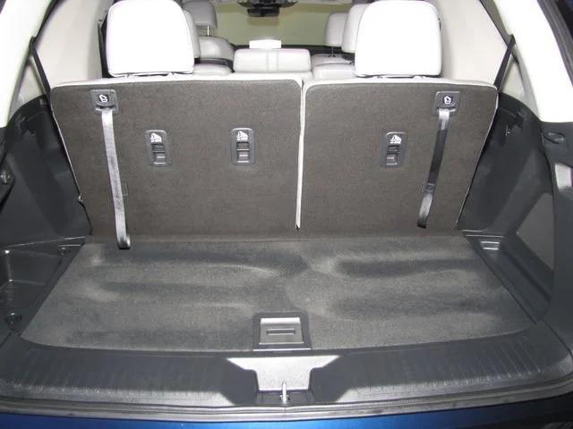 used 2025 Honda Pilot car, priced at $44,998
