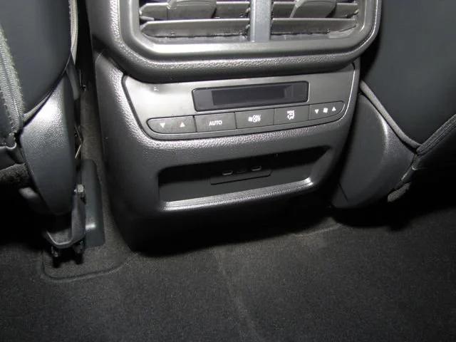 used 2025 Honda Pilot car, priced at $44,998