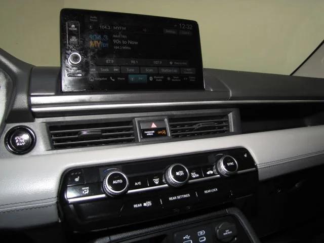 used 2025 Honda Pilot car, priced at $44,998