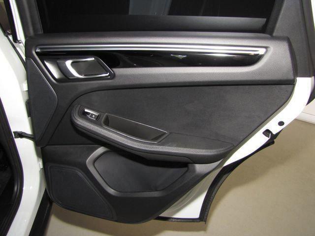 used 2021 Porsche Macan car, priced at $25,998