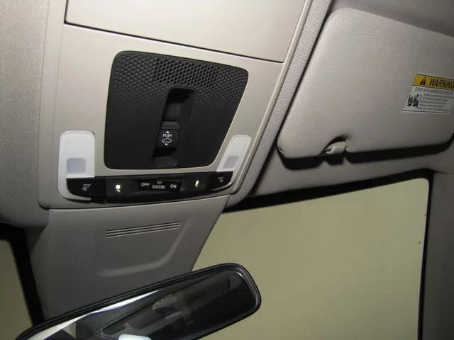 used 2025 Honda CR-V car, priced at $31,998