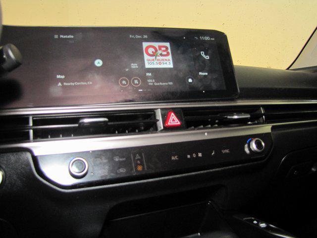 used 2025 Kia Sorento car, priced at $27,998