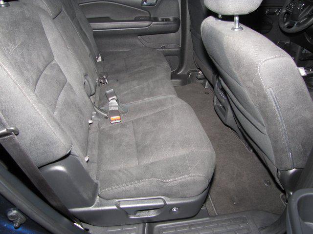 used 2022 Honda Pilot car, priced at $26,998