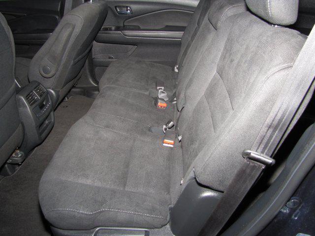 used 2022 Honda Pilot car, priced at $26,998