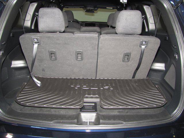 used 2022 Honda Pilot car, priced at $26,998