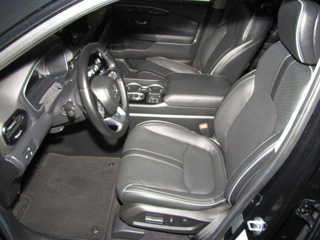 used 2024 Honda Pilot car, priced at $40,998
