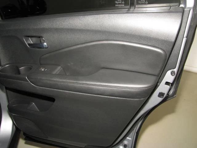 used 2022 Honda Pilot car, priced at $21,998