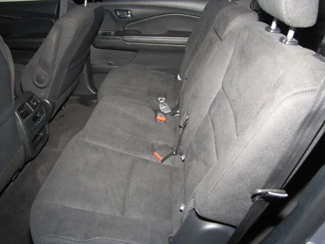 used 2022 Honda Pilot car, priced at $21,998
