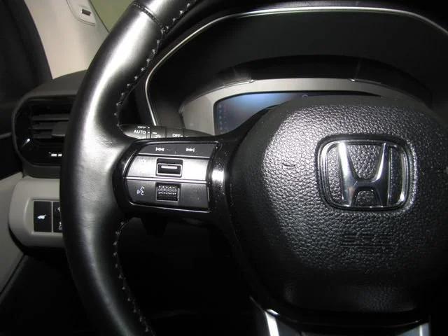 used 2023 Honda Pilot car, priced at $43,998