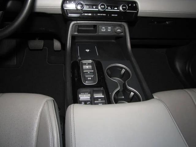 used 2023 Honda Pilot car, priced at $43,998