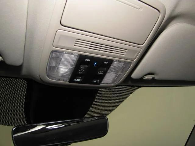 used 2025 Honda Odyssey car, priced at $38,998