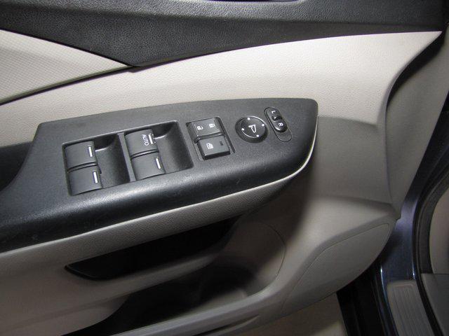 used 2014 Honda CR-V car, priced at $12,998