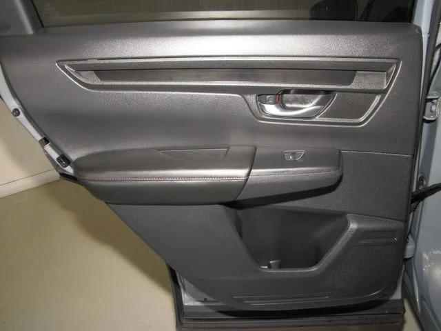 used 2025 Honda CR-V Hybrid car, priced at $33,998