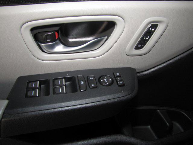 used 2024 Honda Pilot car, priced at $43,998