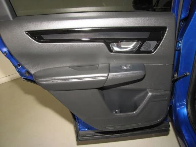 used 2025 Honda CR-V car, priced at $33,599