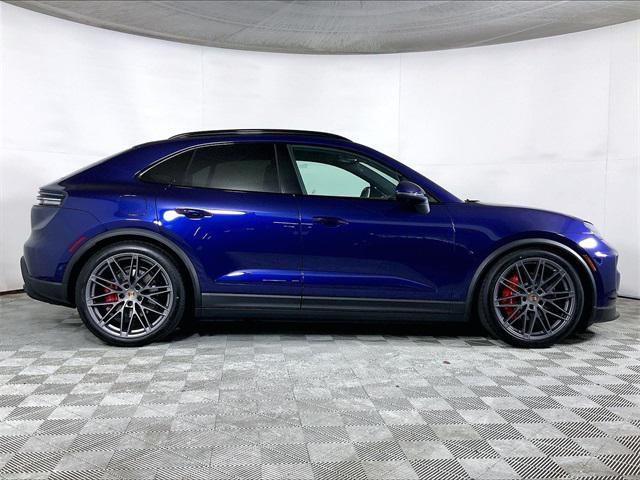 new 2025 Porsche Macan car