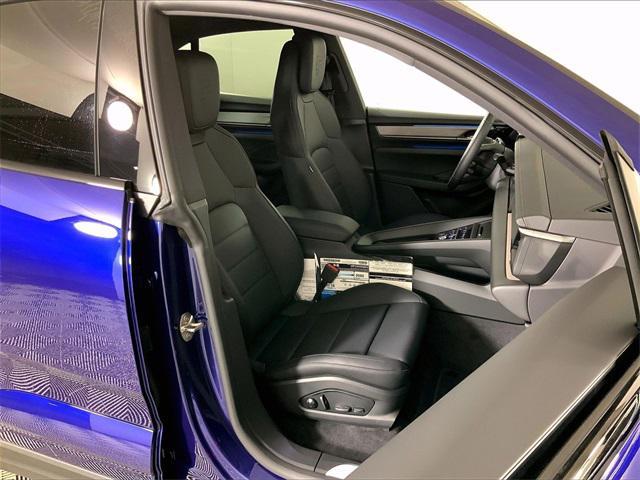 new 2025 Porsche Macan car