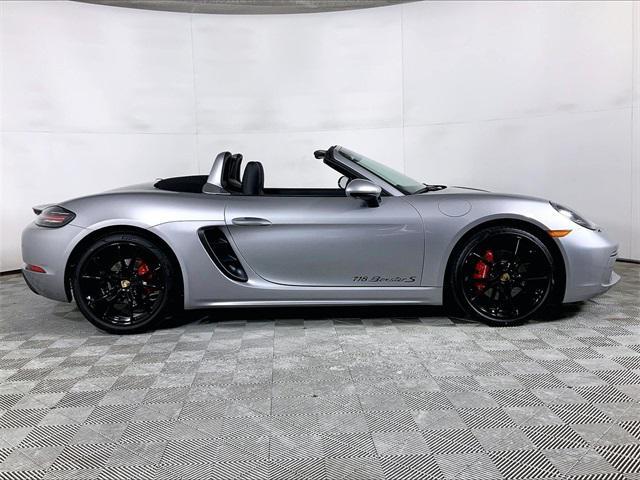 new 2025 Porsche 718 Boxster car, priced at $107,925