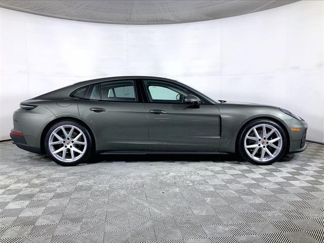 new 2026 Porsche Panamera car