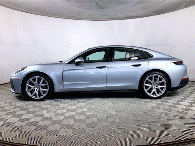 new 2026 Porsche Panamera car