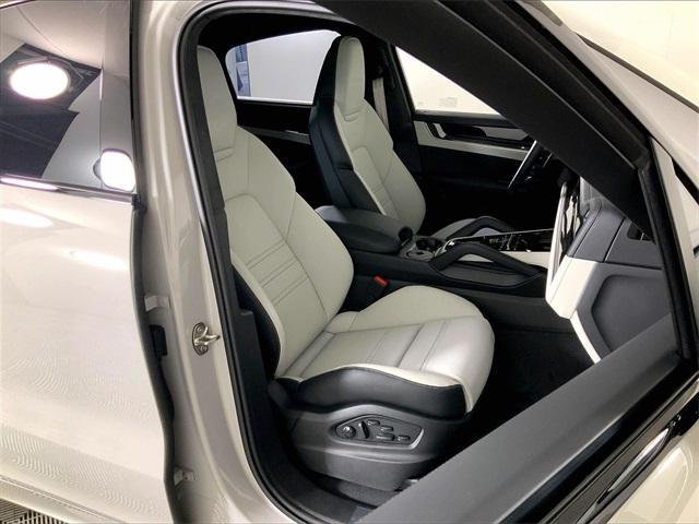 new 2026 Porsche Cayenne car