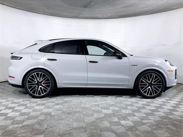 new 2026 Porsche Cayenne car