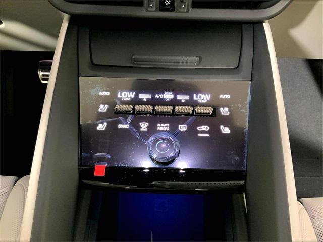 new 2025 Porsche Macan car