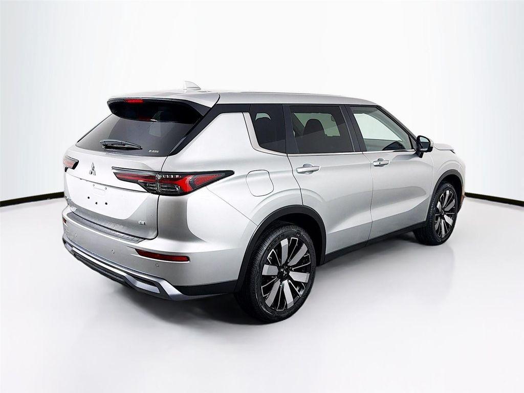 new 2026 Mitsubishi Outlander car, priced at $37,045