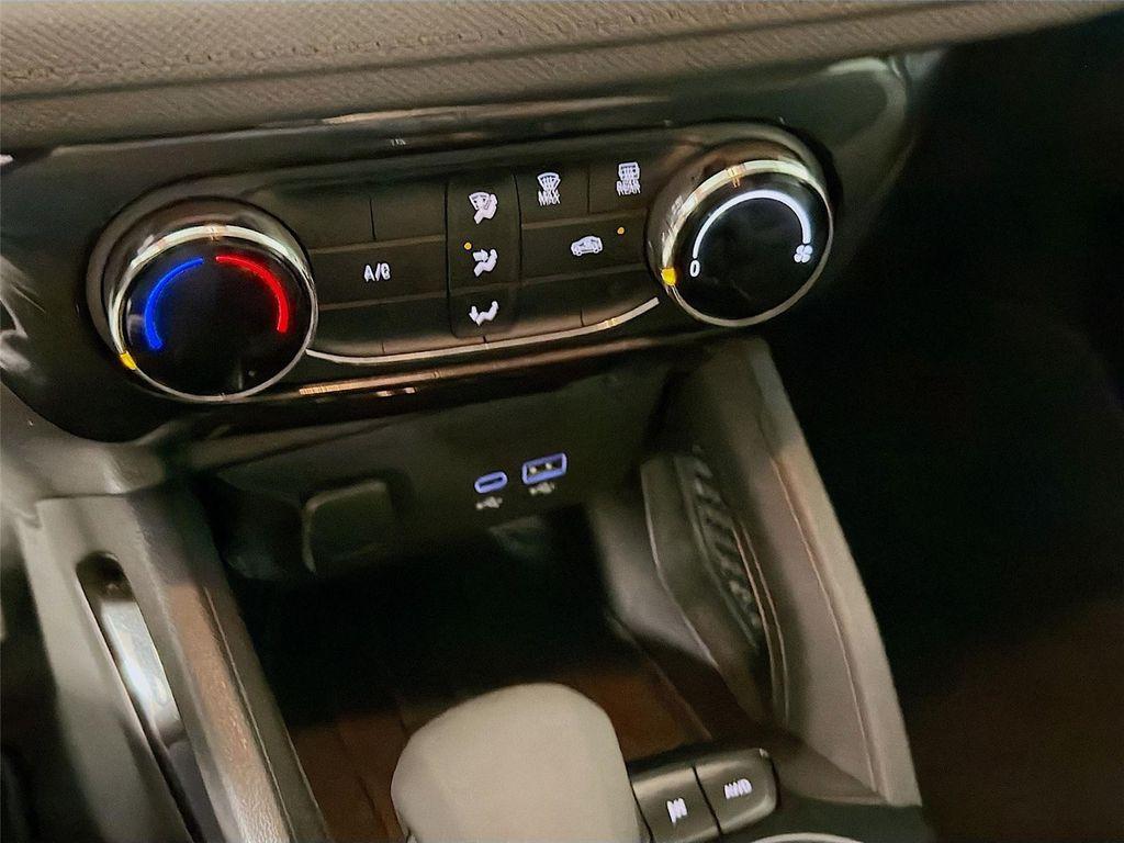 used 2025 Chevrolet TrailBlazer car, priced at $24,297