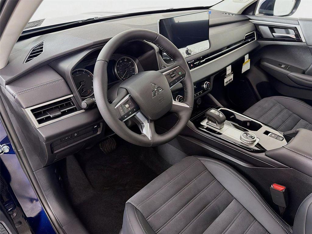 new 2026 Mitsubishi Outlander car, priced at $37,045