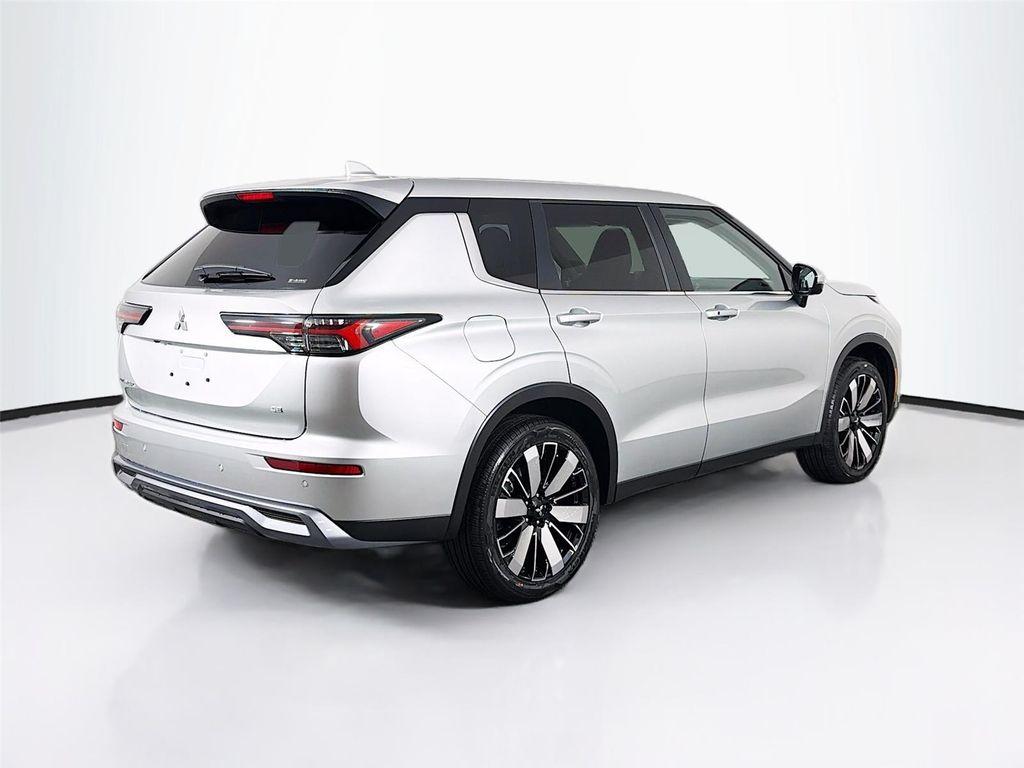 new 2026 Mitsubishi Outlander car, priced at $40,325