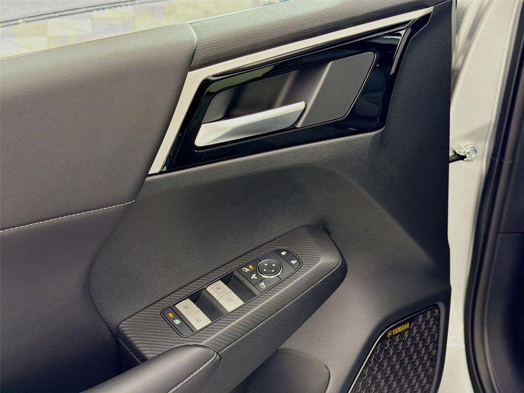 new 2026 Mitsubishi Outlander car, priced at $40,325