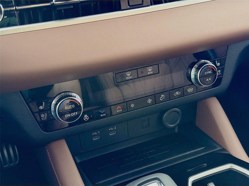 new 2026 Mitsubishi Outlander car, priced at $45,725