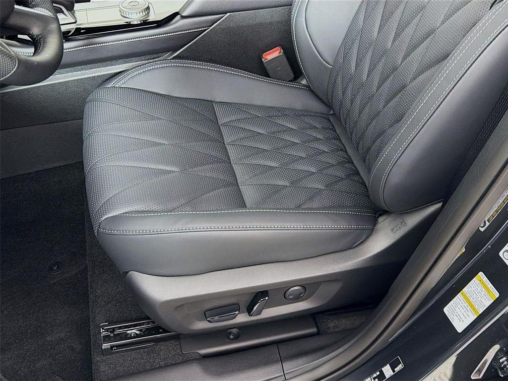 new 2026 Mitsubishi Outlander car, priced at $39,140