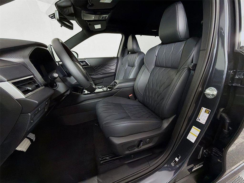 new 2026 Mitsubishi Outlander car, priced at $39,140