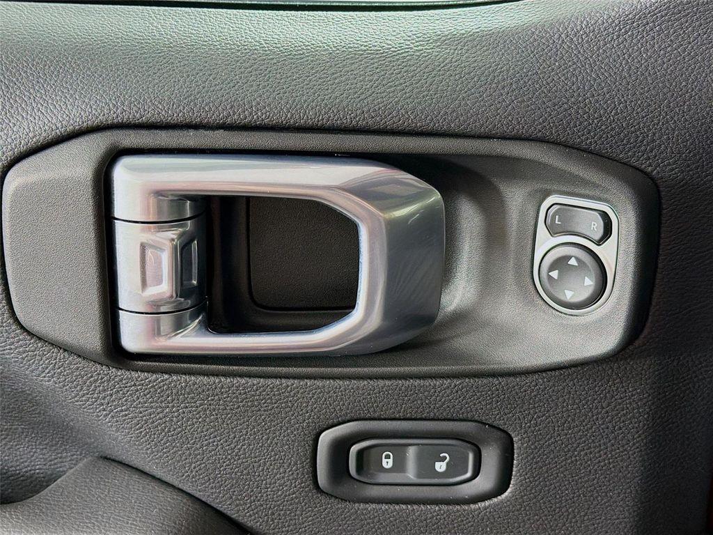 used 2021 Jeep Wrangler Unlimited car, priced at $27,497