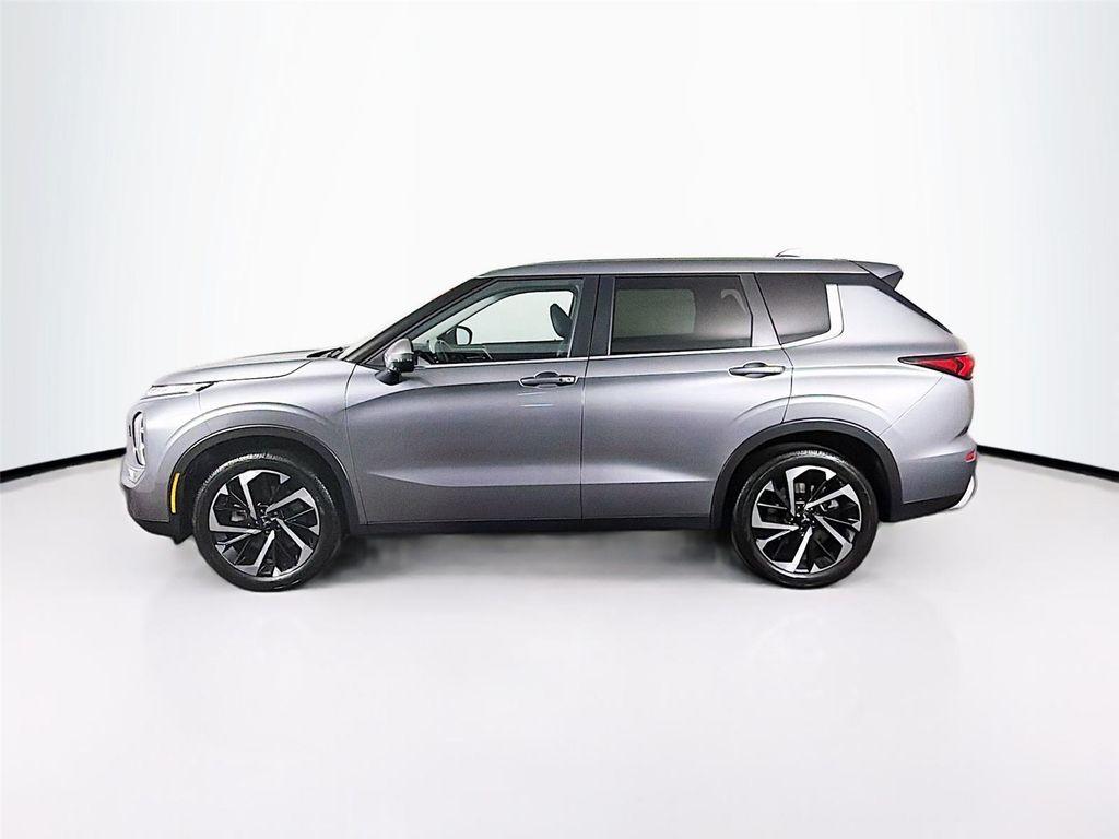 used 2023 Mitsubishi Outlander car, priced at $24,497