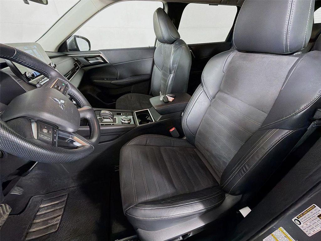 used 2023 Mitsubishi Outlander car, priced at $24,497