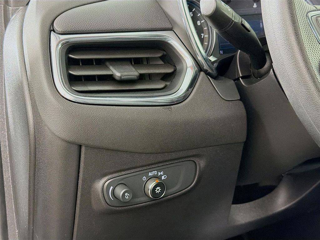 used 2023 Chevrolet Equinox car, priced at $25,997