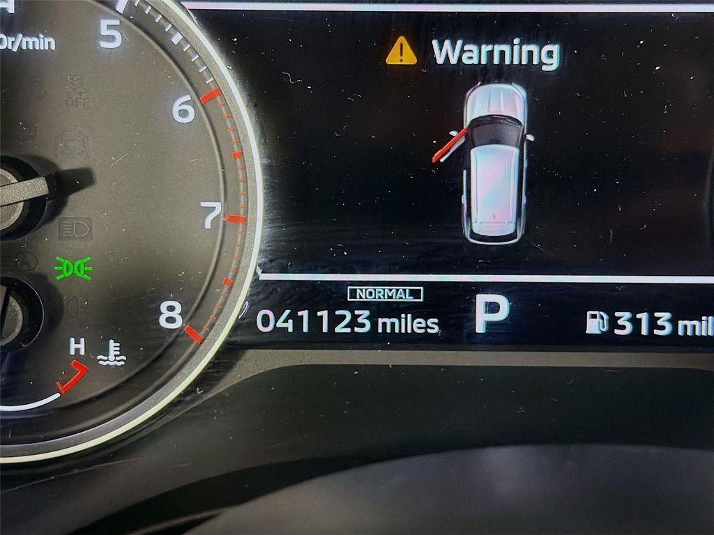 used 2023 Mitsubishi Outlander car, priced at $23,297