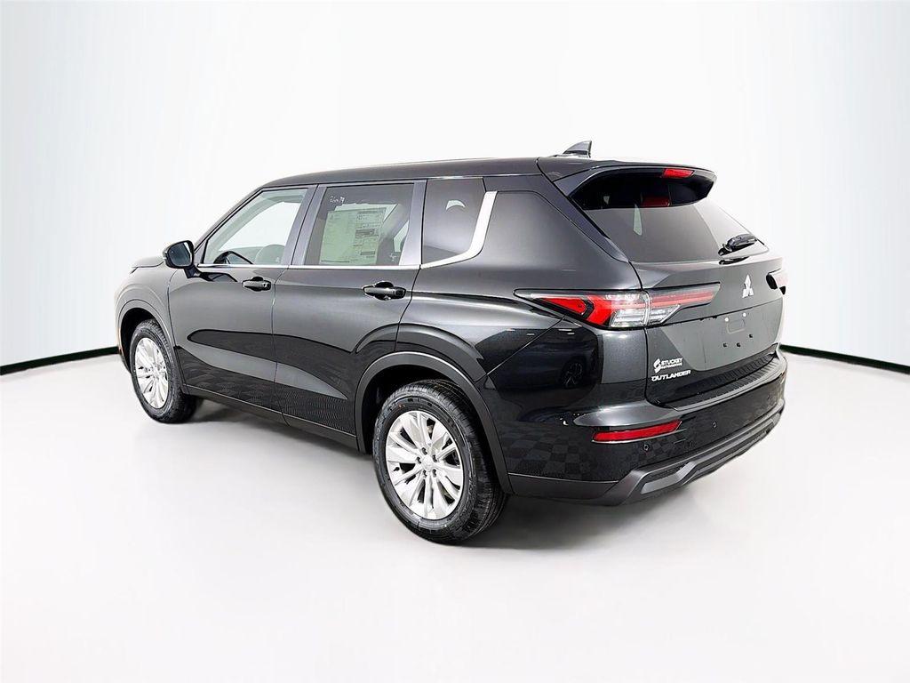 new 2026 Mitsubishi Outlander car, priced at $33,030