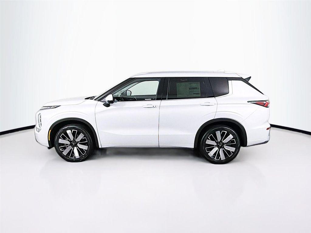 new 2026 Mitsubishi Outlander car, priced at $42,495