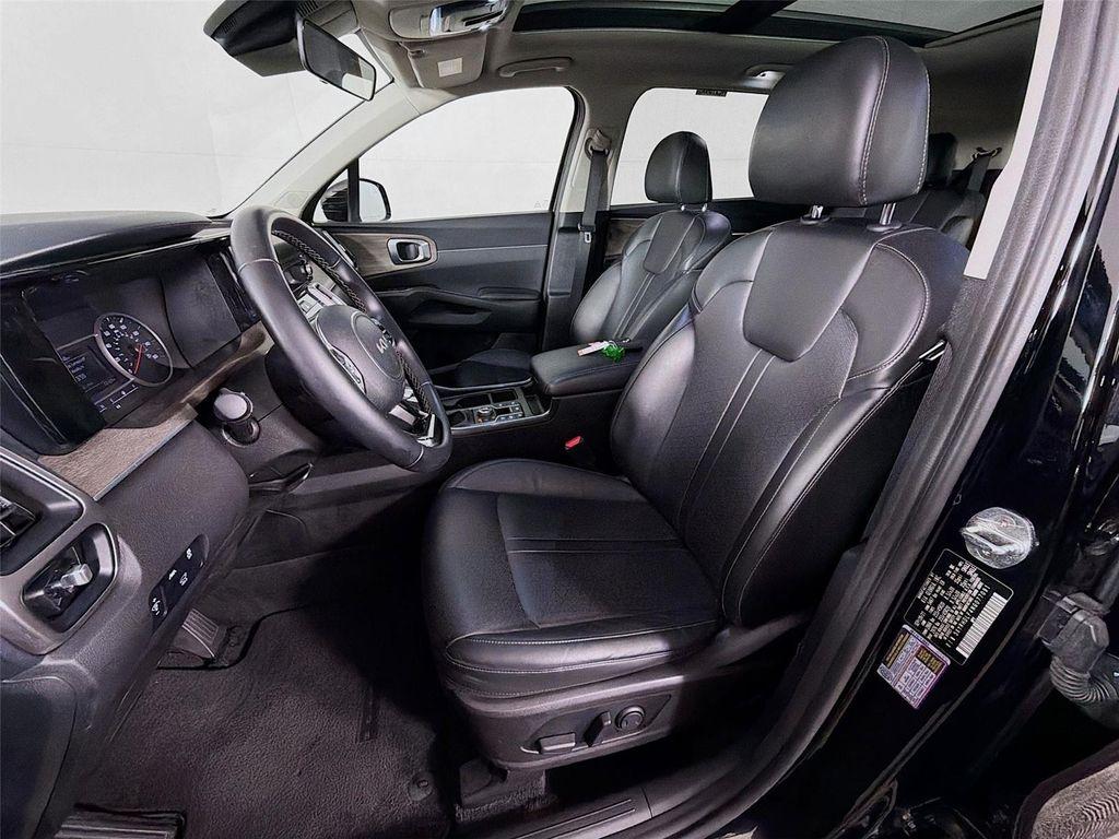 used 2022 Kia Sorento car, priced at $25,497